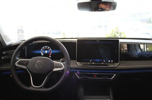 Volkswagen Tiguan Elegance 1,5 l eTSI DSG *LED*AHK* Navi foto 12