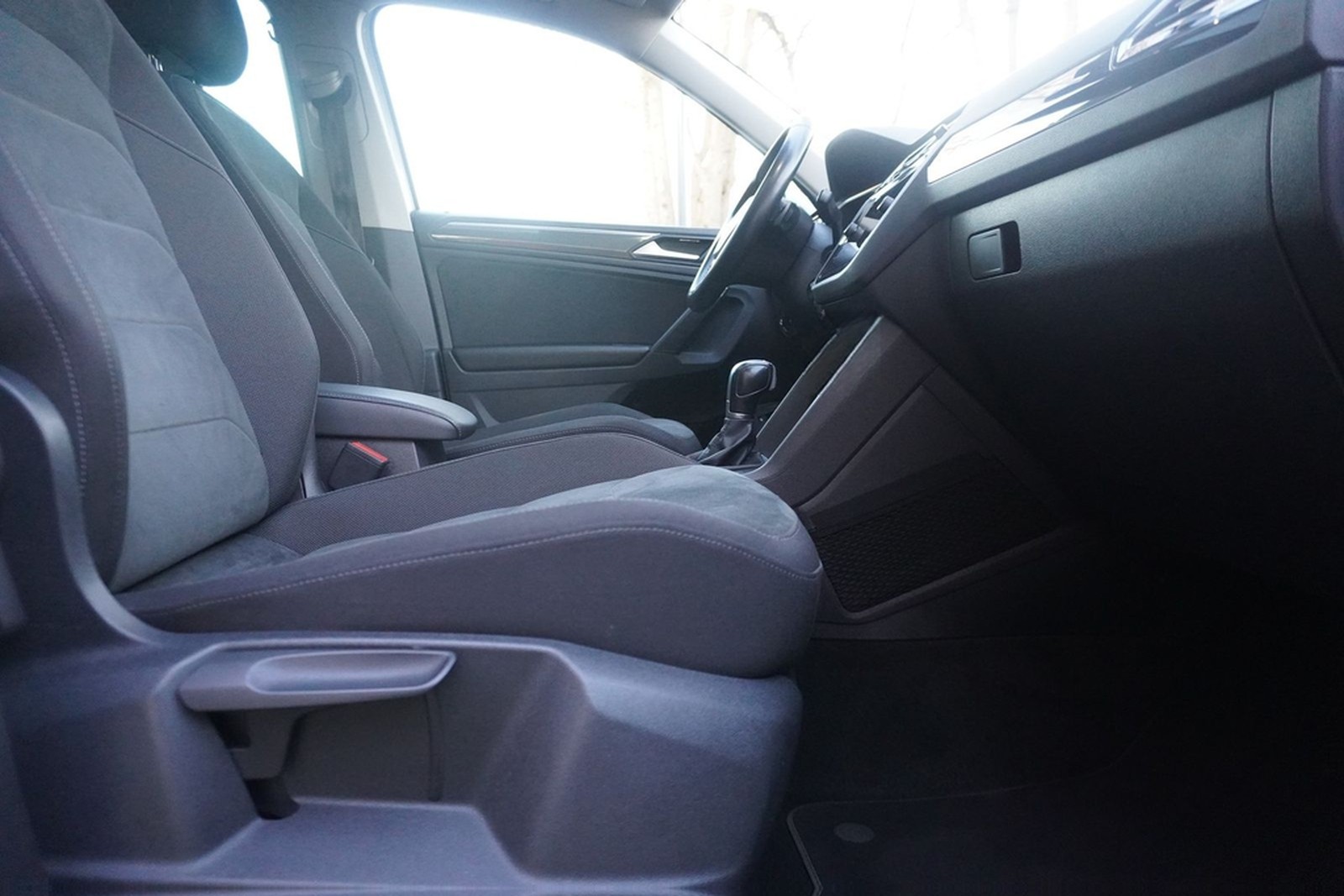 Volkswagen Tiguan 2.0 Highline 4Motion LED Panorama PDC ACC foto 12