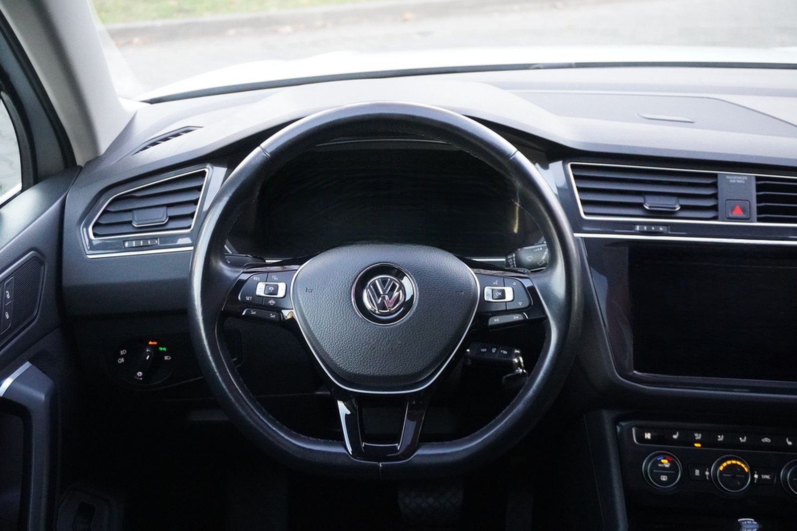 Volkswagen Tiguan 2.0 Highline 4Motion LED Panorama PDC ACC foto 17