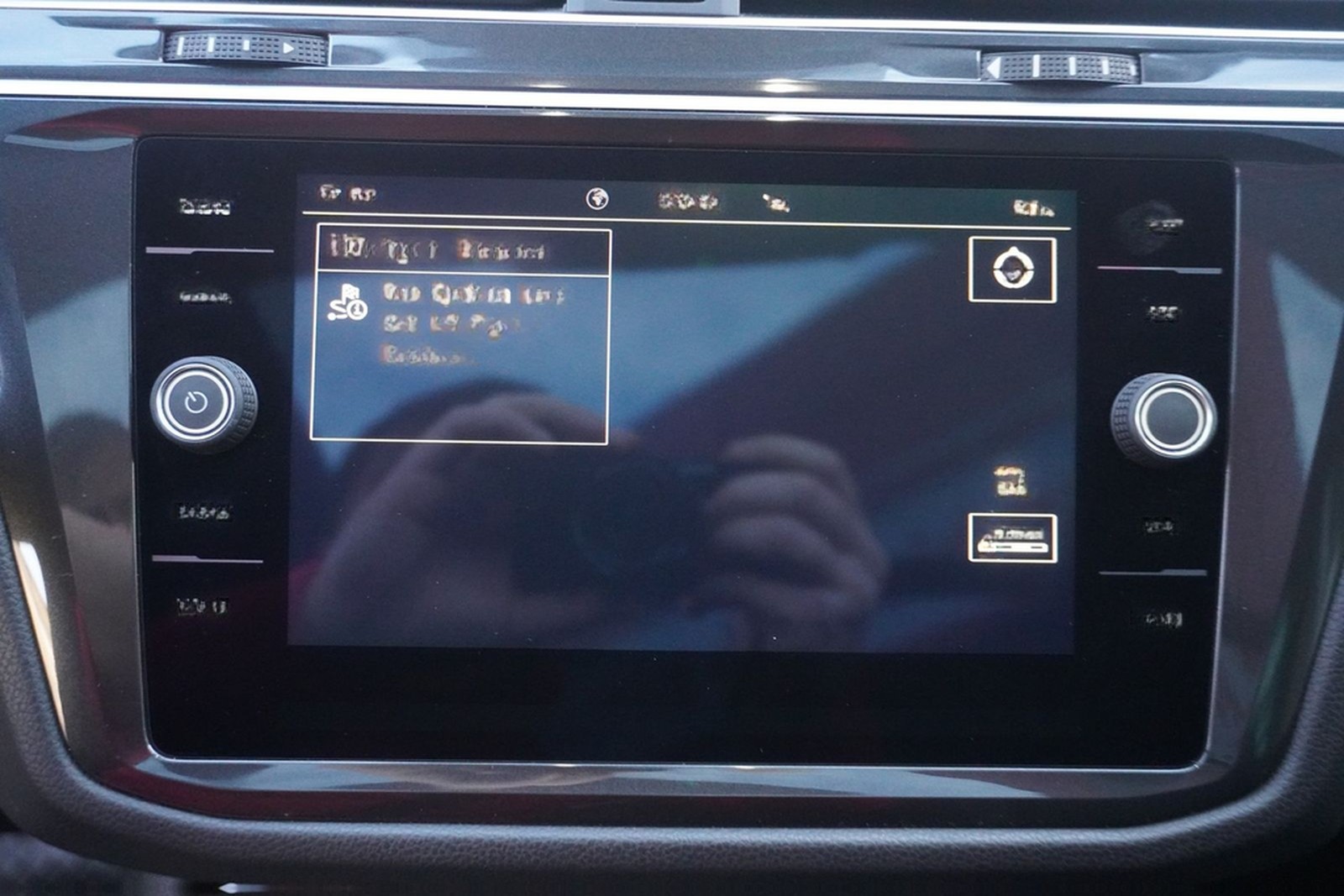 Volkswagen Tiguan 2.0 Highline 4Motion LED Panorama PDC ACC foto 25