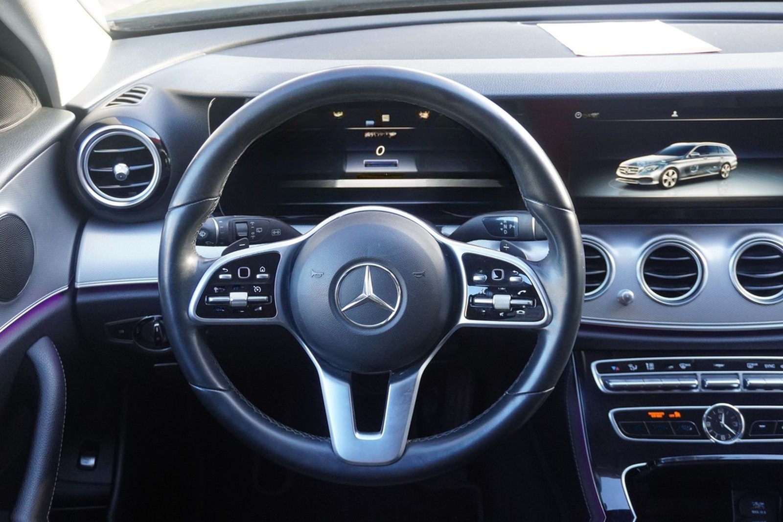 Mercedes-Benz E200 T-Modell LED 360° Navi Keyless-Go Tempomat foto 15