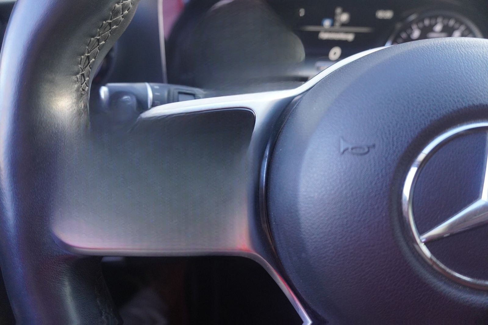 Mercedes-Benz E200 T-Modell LED 360° Navi Keyless-Go Tempomat foto 20