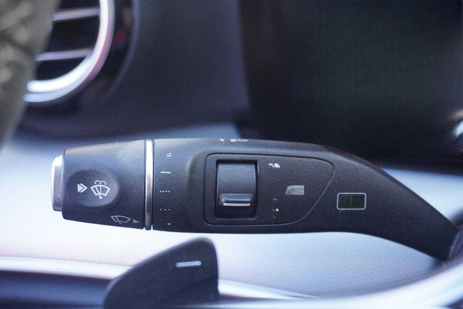 Mercedes-Benz E200 T-Modell LED 360° Navi Keyless-Go Tempomat foto 22
