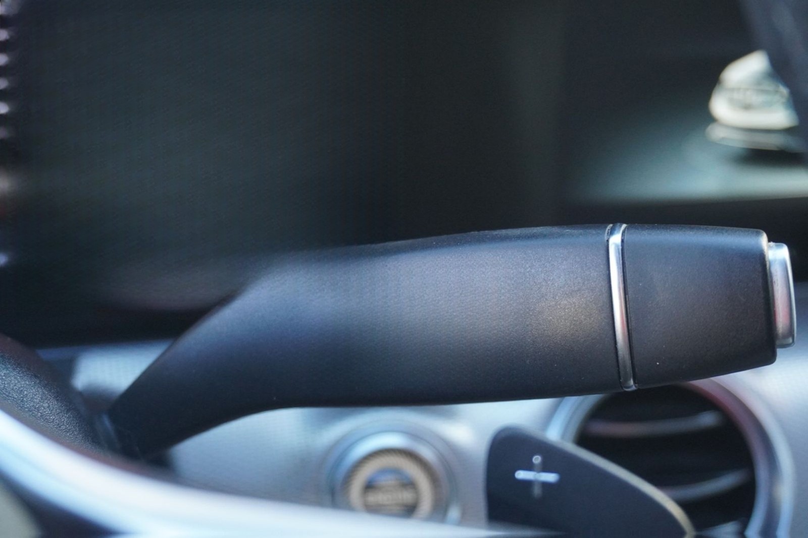 Mercedes-Benz E200 T-Modell LED 360° Navi Keyless-Go Tempomat foto 23