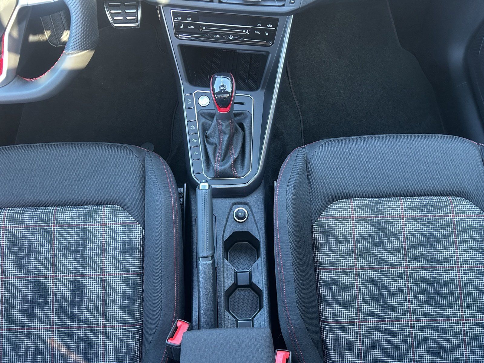 Volkswagen Polo GTI 2.0 TSI DSG | PANO | NAVI | ACC | foto 13