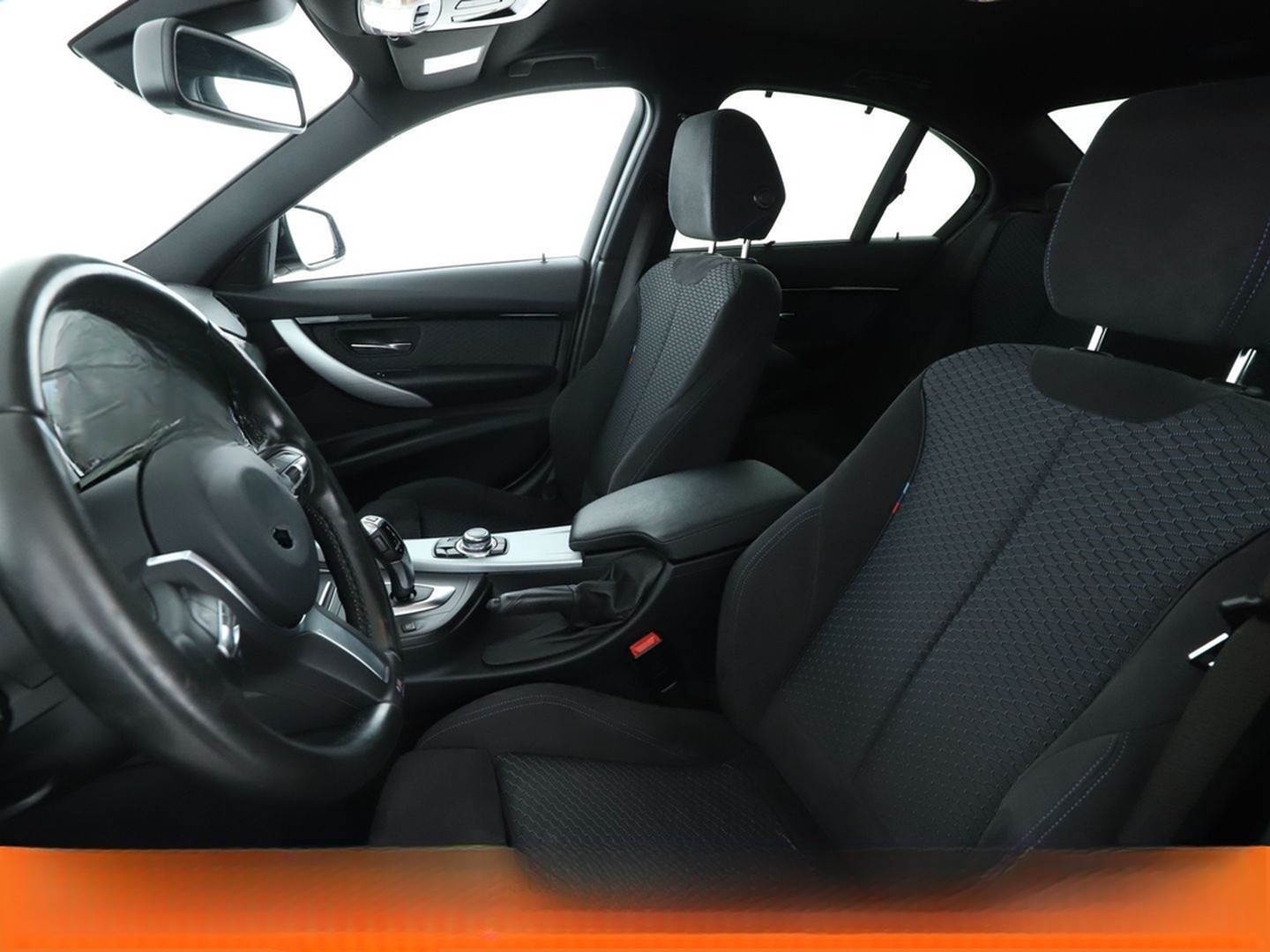 BMW 318i M Sport Aut.*NAVI*PDC*TEMPO*LED* foto 10