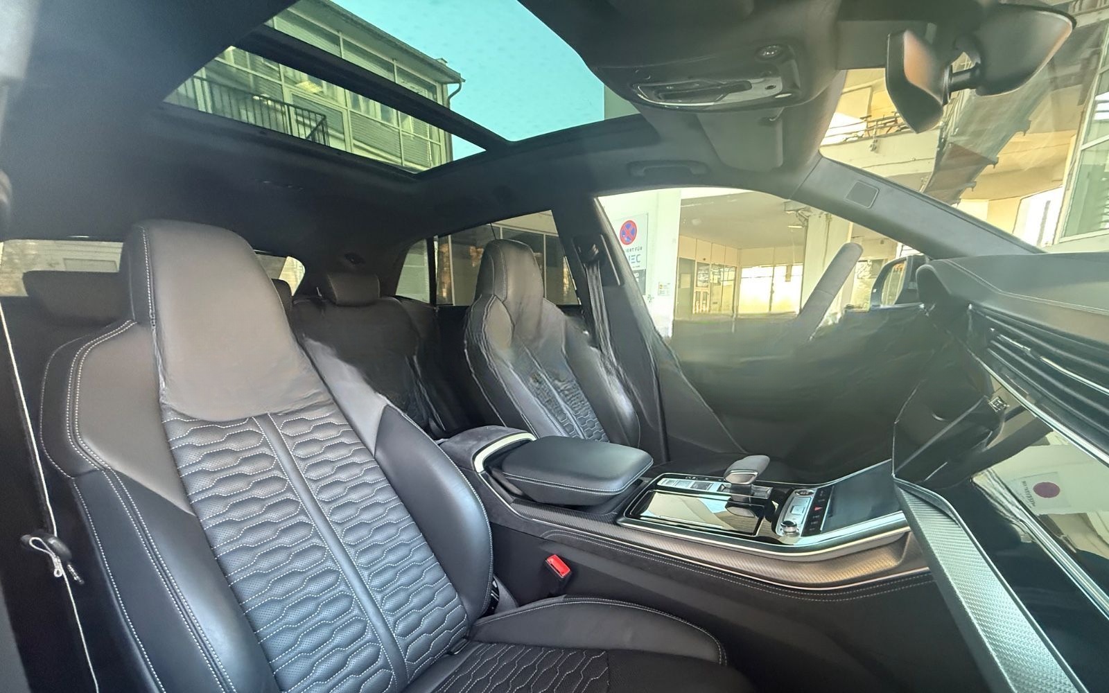 Audi RSQ8/4.0 TFSI Quattro / Voll / Keramic / NP:186k foto 13