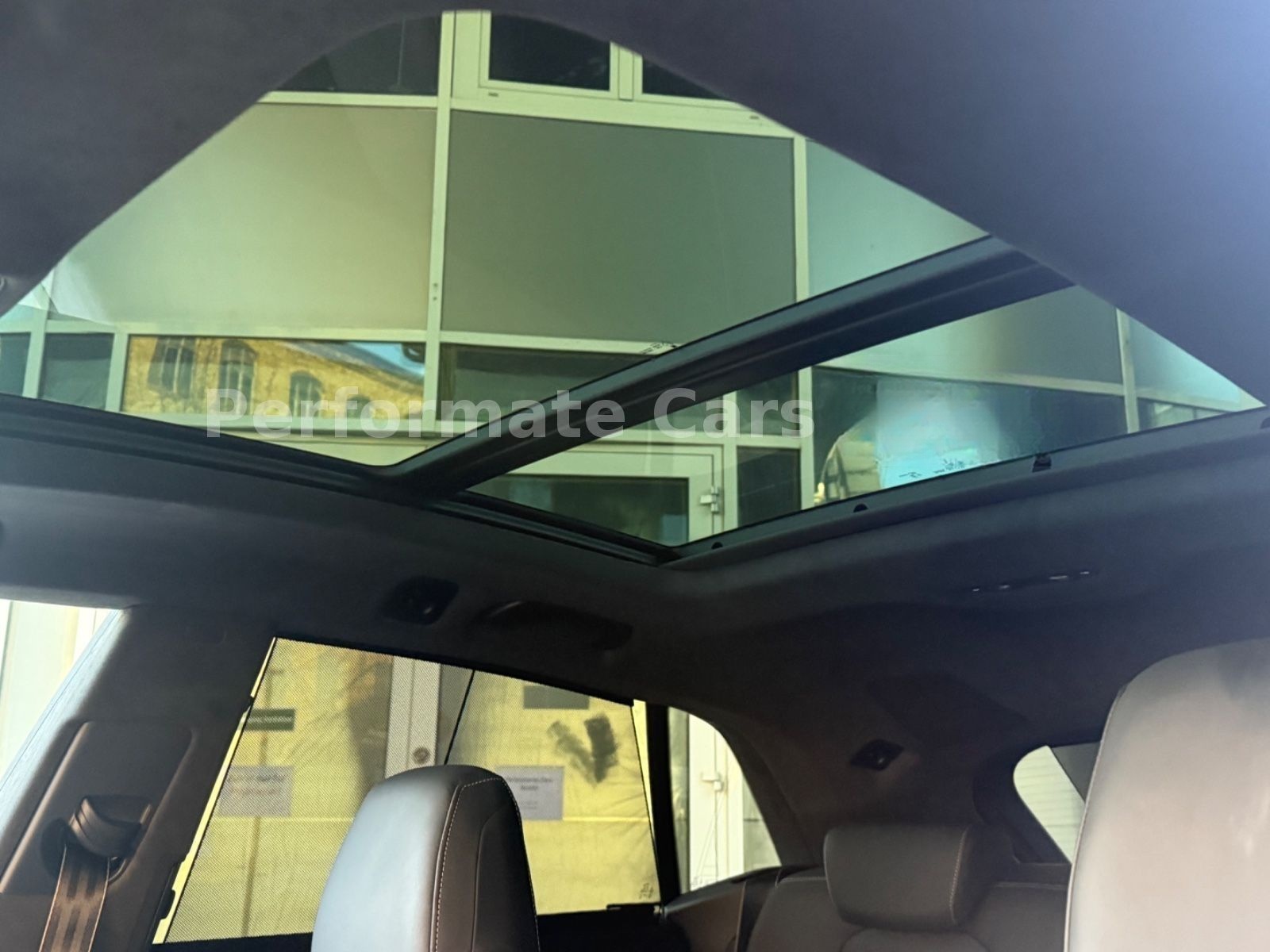 Audi RSQ8/4.0 TFSI Quattro / Voll / Keramic / NP:186k foto 20