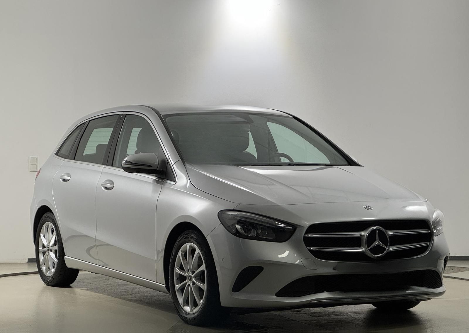 Mercedes-Benz B 180 Progressive LED Navi Kamera 360  Keyless foto 4