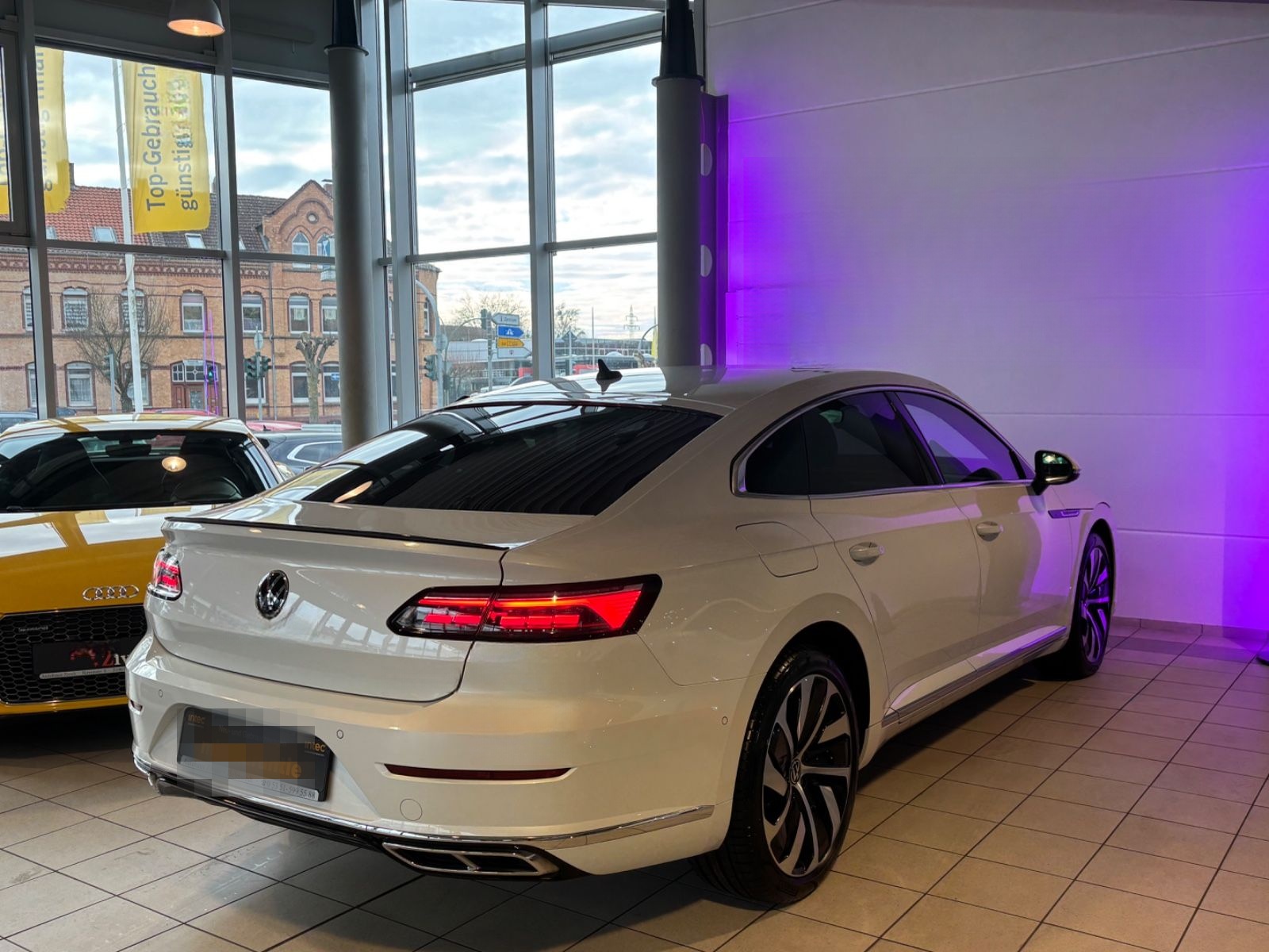 Volkswagen Arteon eHybrid R-LINE/VIRTUAL/AHK/MATRIX/DCC/360 foto 5