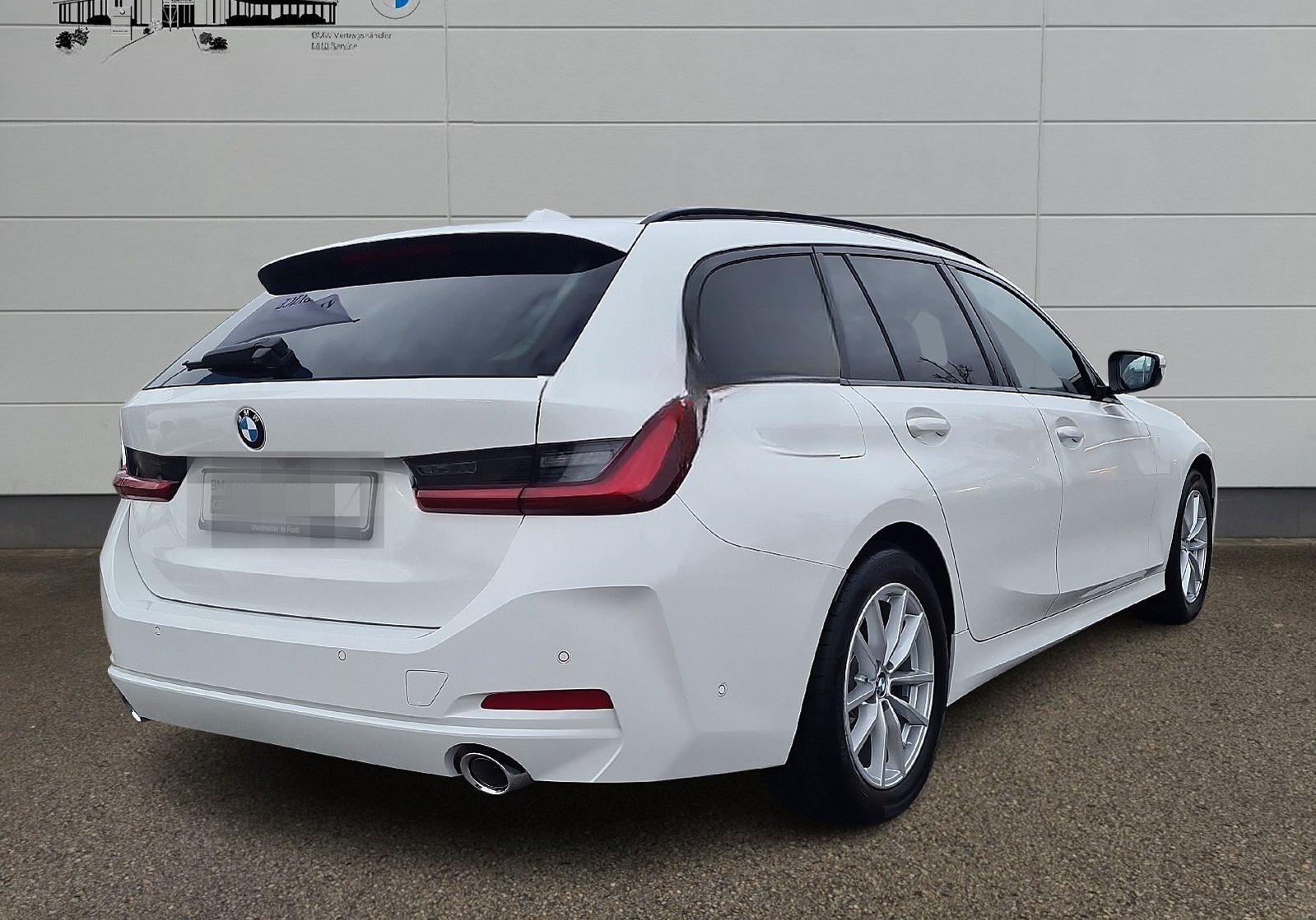 BMW 318i Touring foto 2