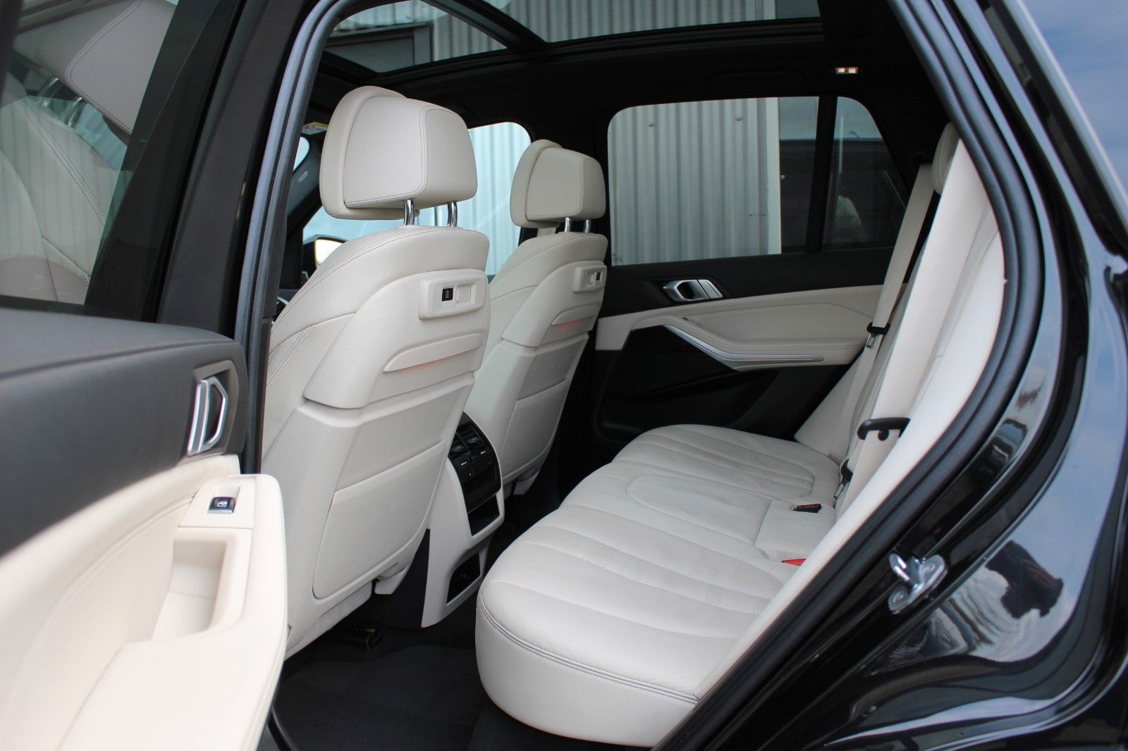 BMW X5 M50d Sportapket+Soft-Close+Pano foto 9