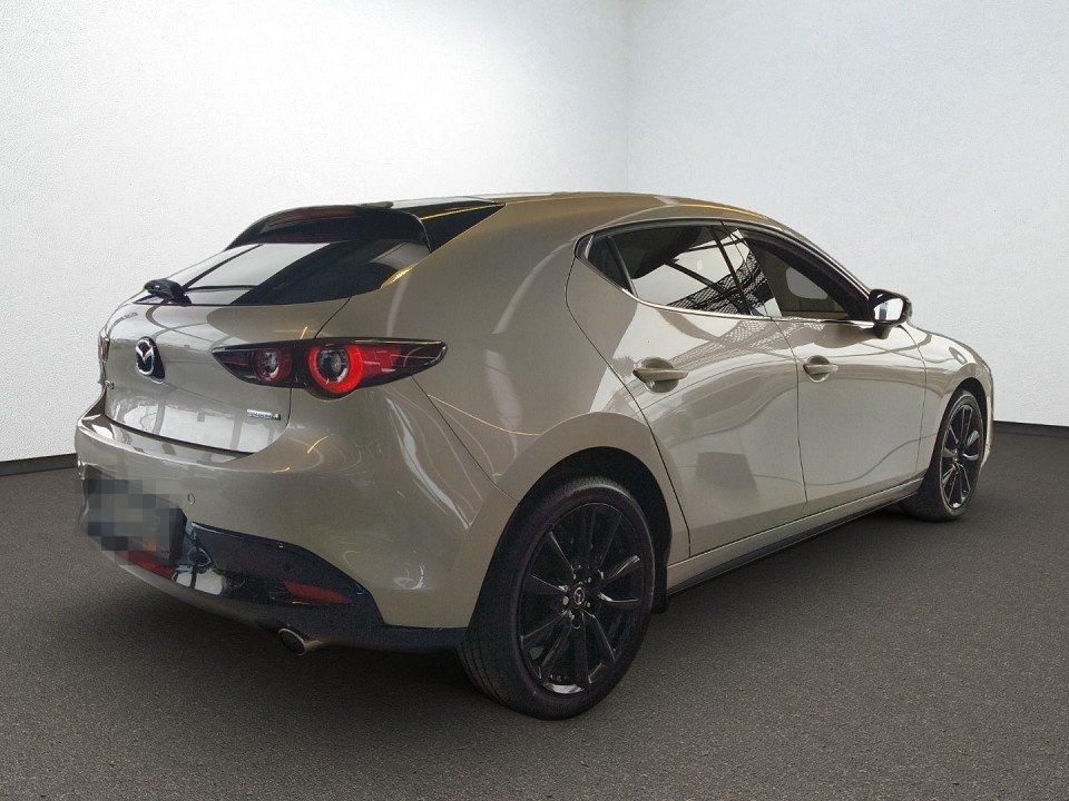 Mazda 3 2.5L e-SKYACTIV G 140ps foto 3