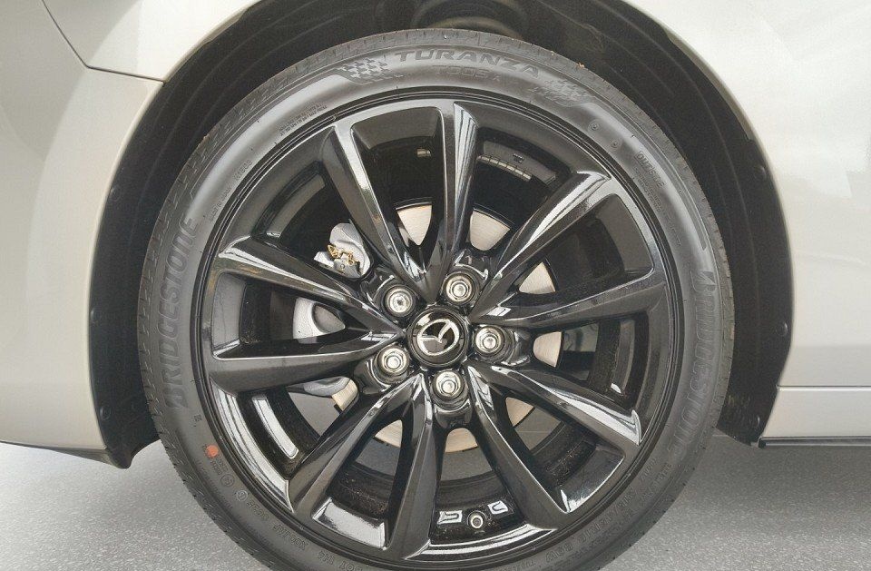 Mazda 3 2.5L e-SKYACTIV G 140ps foto 7