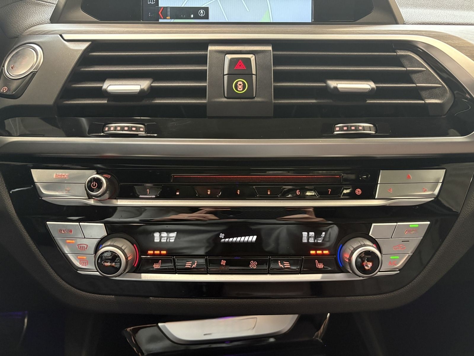 BMW X3 xDrive30d M Sport DA PA ACC HuD LED Pano AHK foto 15