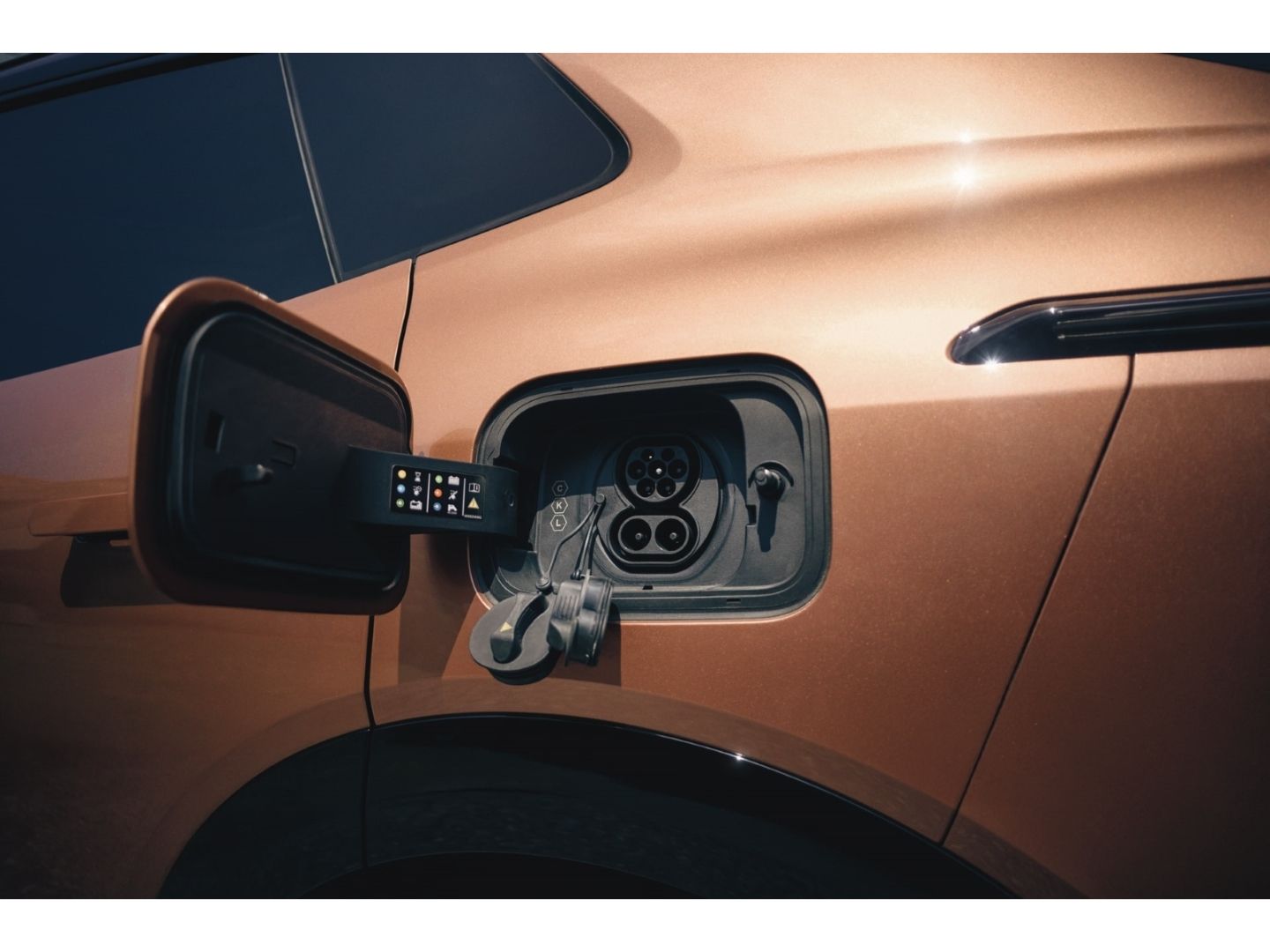 Lynk&Co 08 MORE /Leasing / Eröffnugs-Deal foto 18