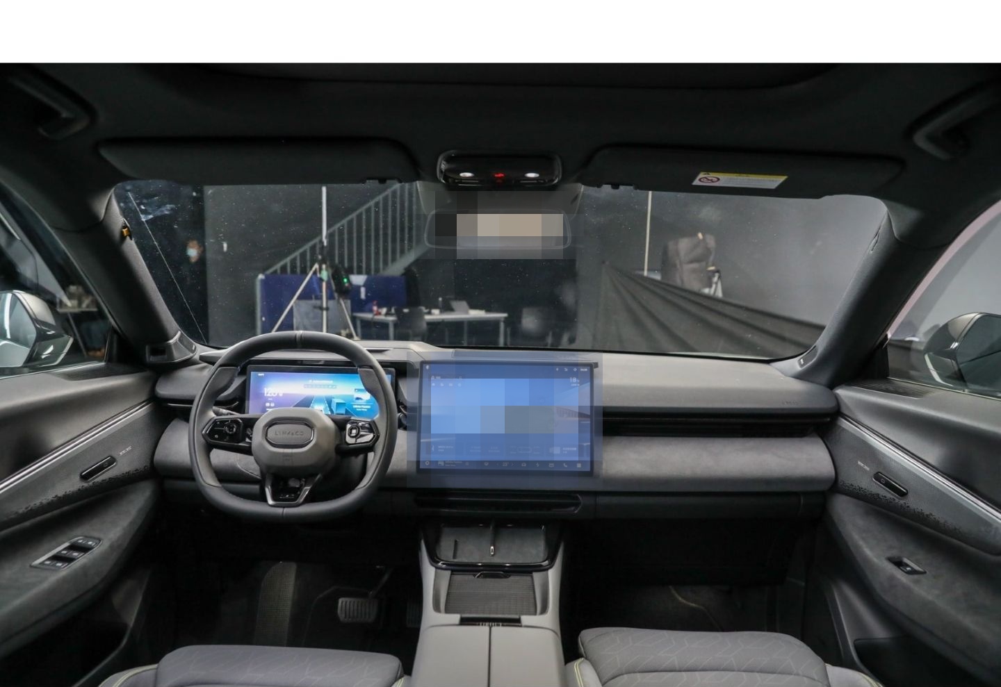 Lynk&Co 08 1.5 PlugIn Hybrid / 200KM Elektr. / 0% Fin. / foto 11