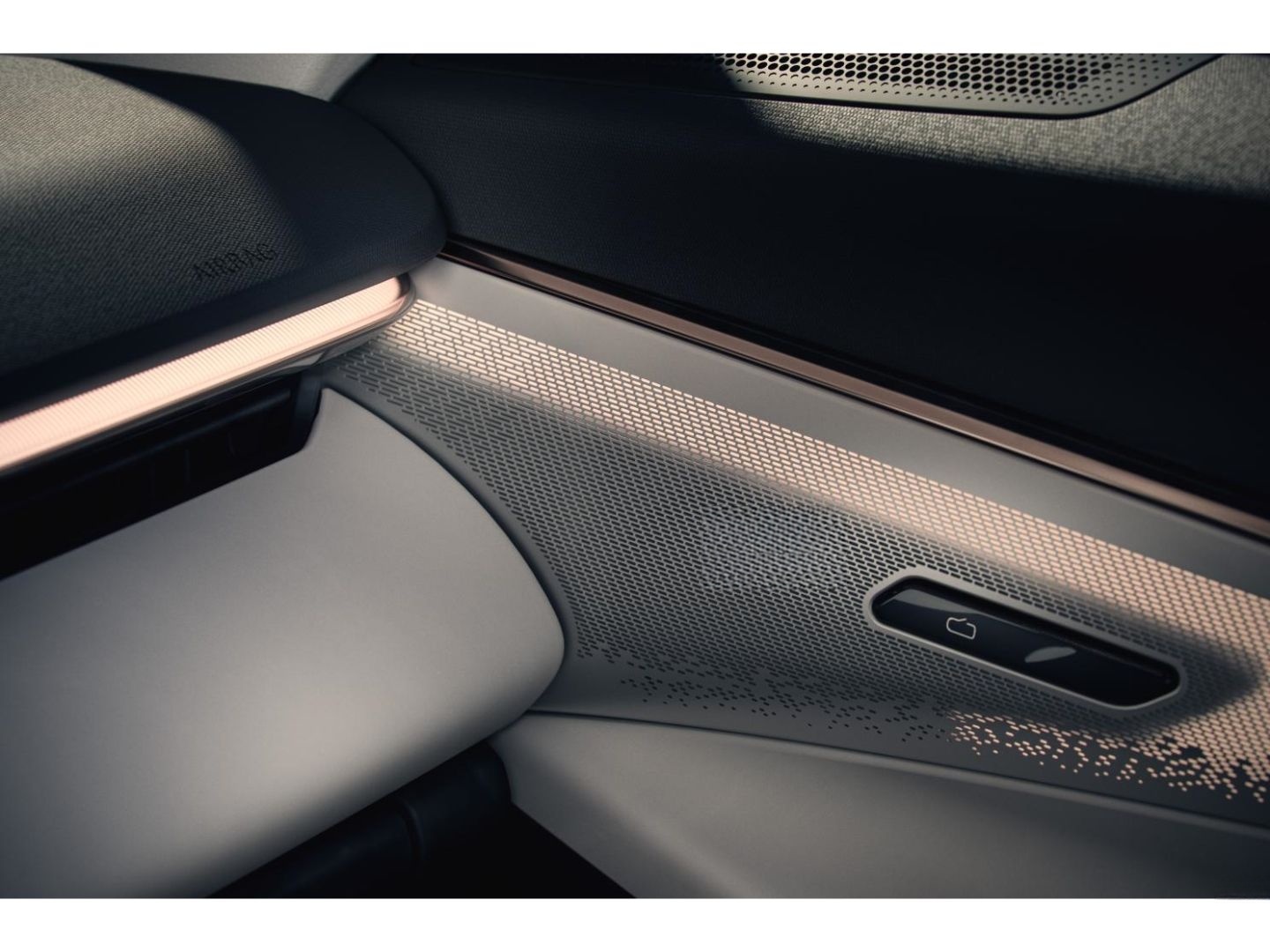 Lynk&Co 08 1.5 PlugIn Hybrid / 200KM Elektr. / 0% Fin. / foto 9