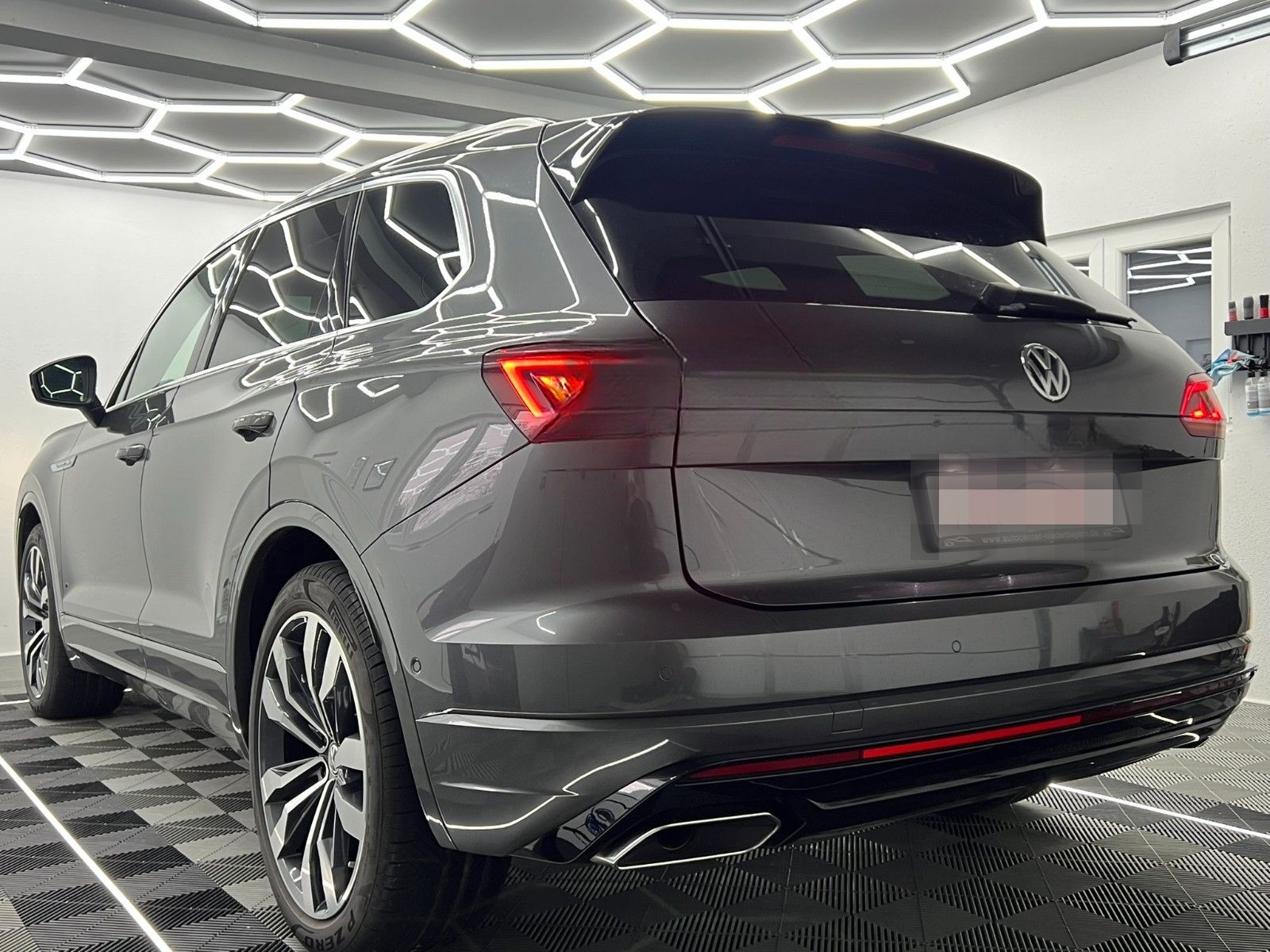 Volkswagen Touareg 4Motion R-LINE/MATRIX/AHK/INNOVISION/21* foto 12