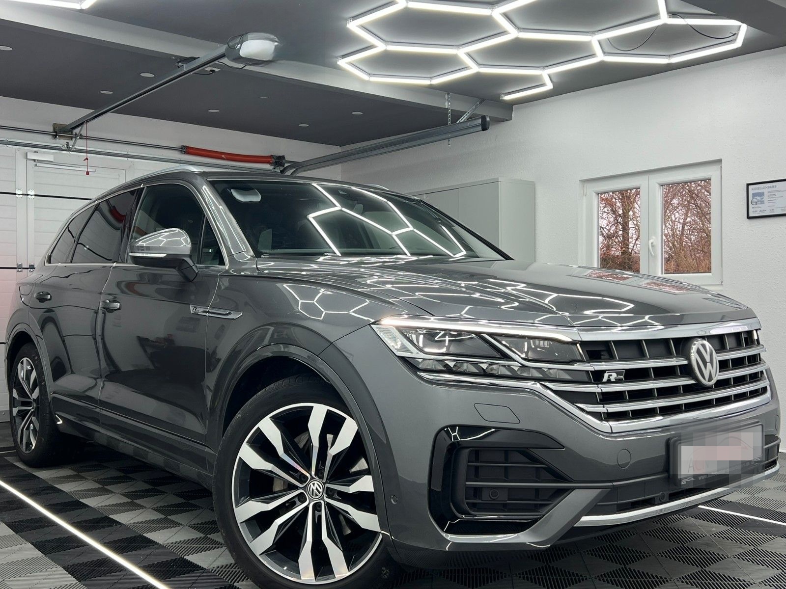 Volkswagen Touareg 4Motion R-LINE/MATRIX/AHK/INNOVISION/21* foto 10