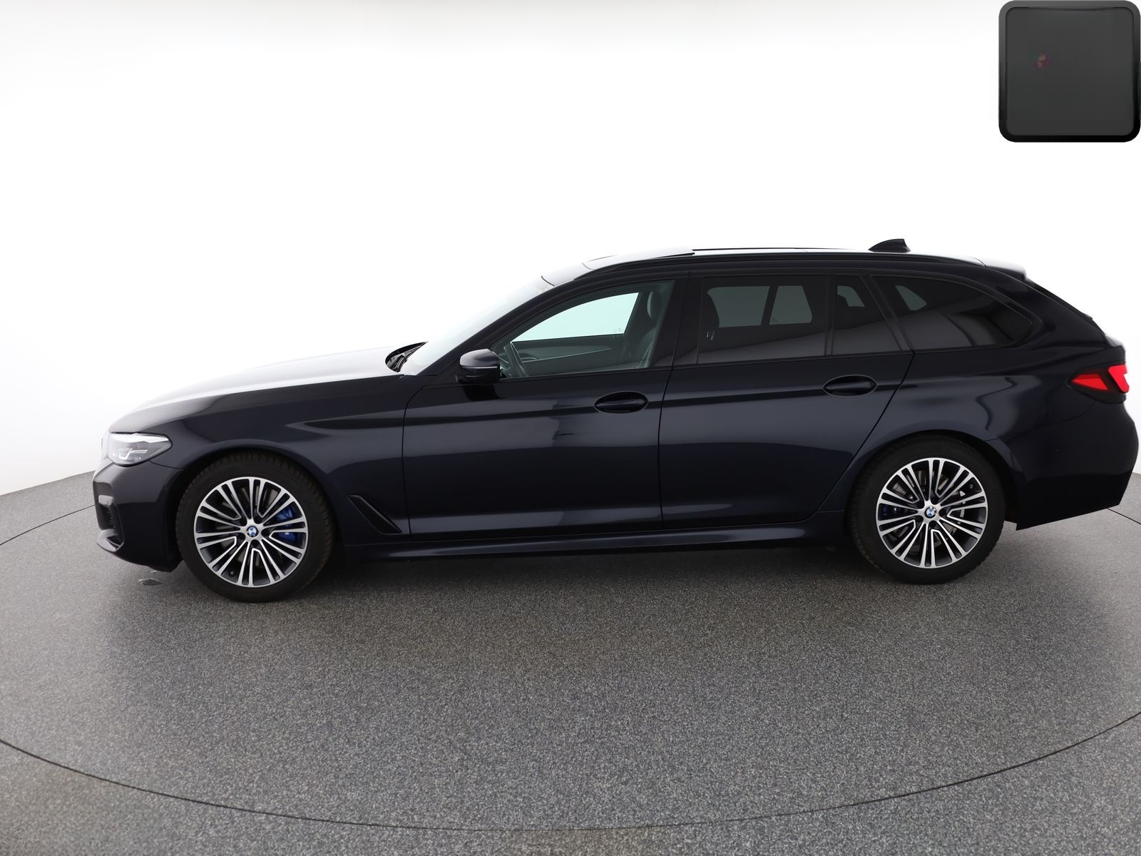 BMW 530 d T xDrive M SPORT SHADOW KAMERA,KEYLESS,AHK foto 2