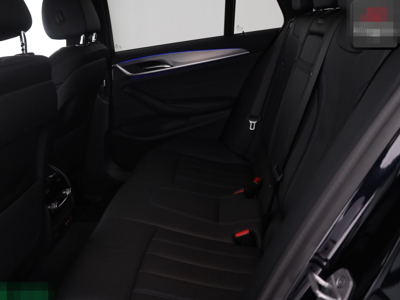 BMW 530 d T xDrive M SPORT SHADOW KAMERA,KEYLESS,AHK foto 11