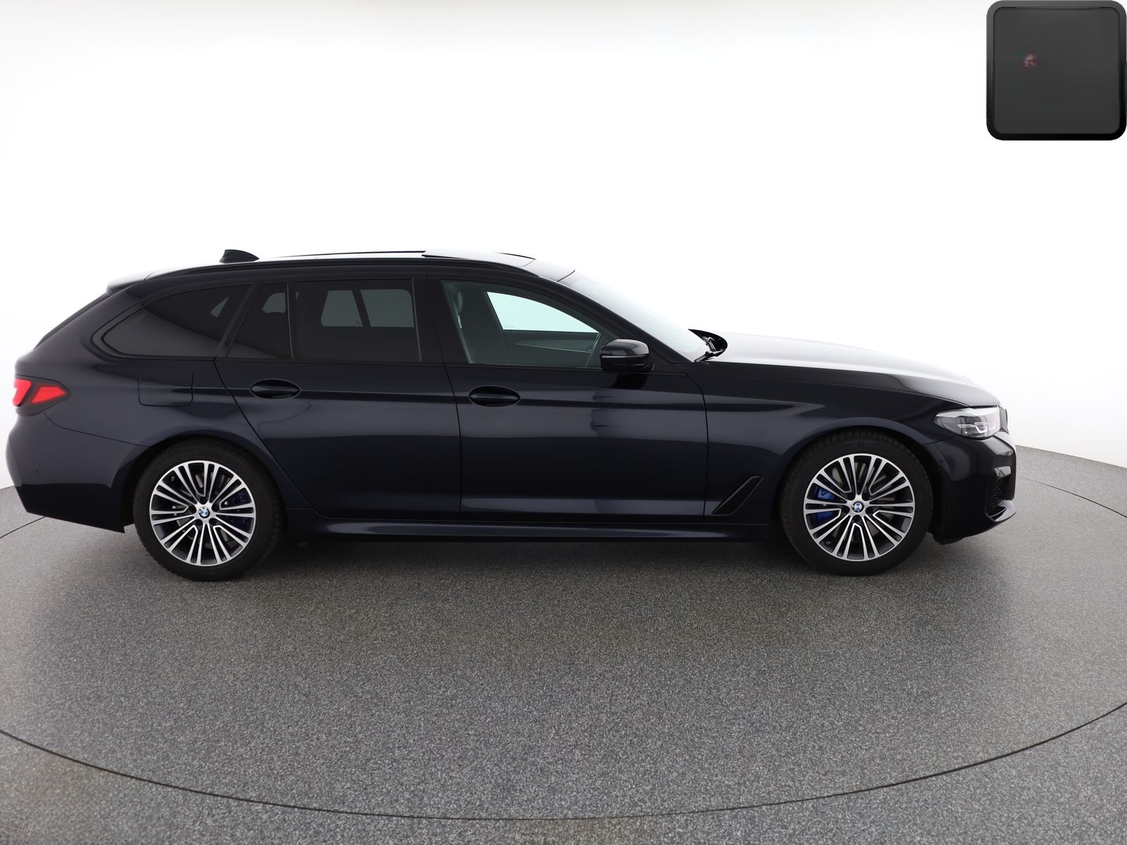 BMW 530 d T xDrive M SPORT SHADOW KAMERA,KEYLESS,AHK foto 6