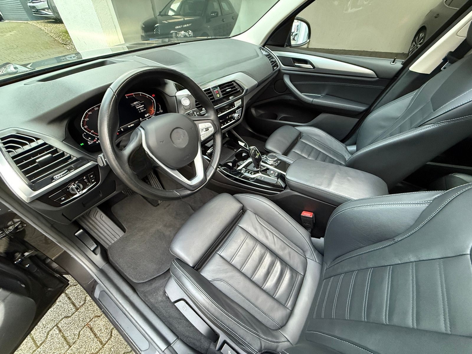 BMW X3 xDrive 20 d*Navi*LED*Head-Up*Leder*1.Hand foto 14