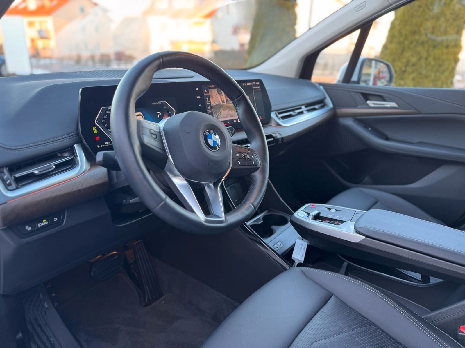 BMW 218 i Active Tourer Luxury Line KAMERA AHK LED foto 12