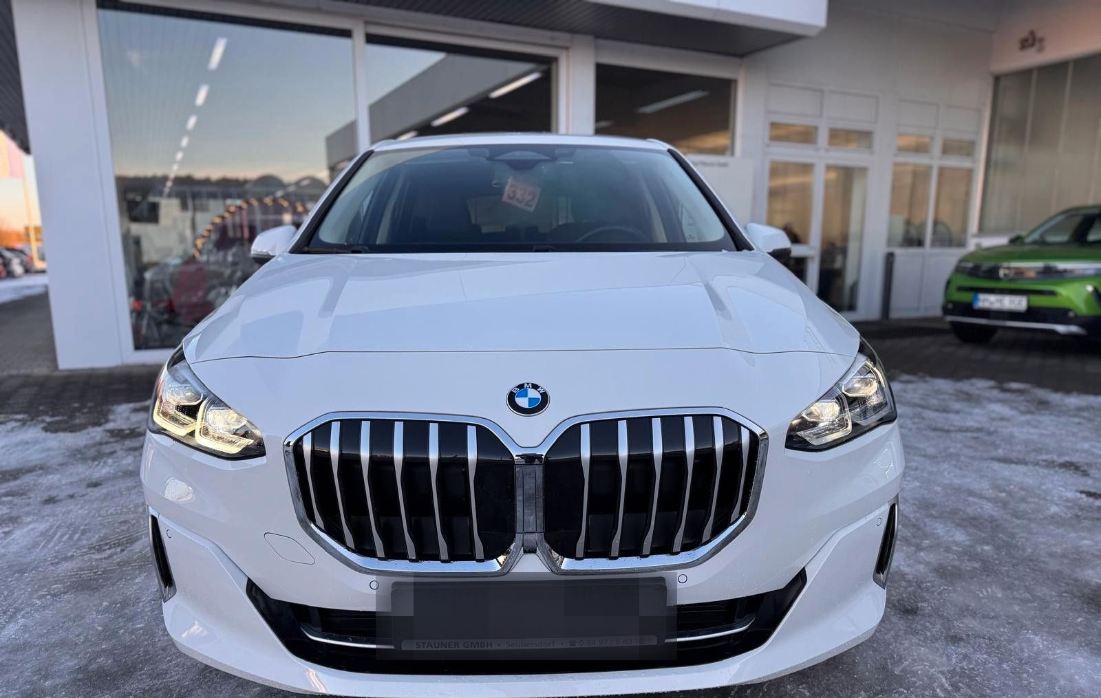 BMW 218 i Active Tourer Luxury Line KAMERA AHK LED foto 8