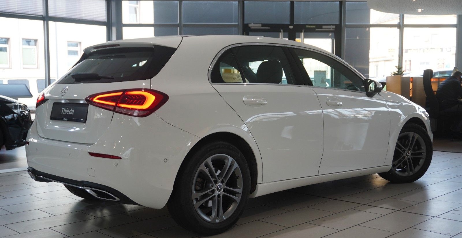 Mercedes-Benz A 180 LIM. PROGRESSIVE NAVI/LED/VIRTU./SHZ/PDC foto 8