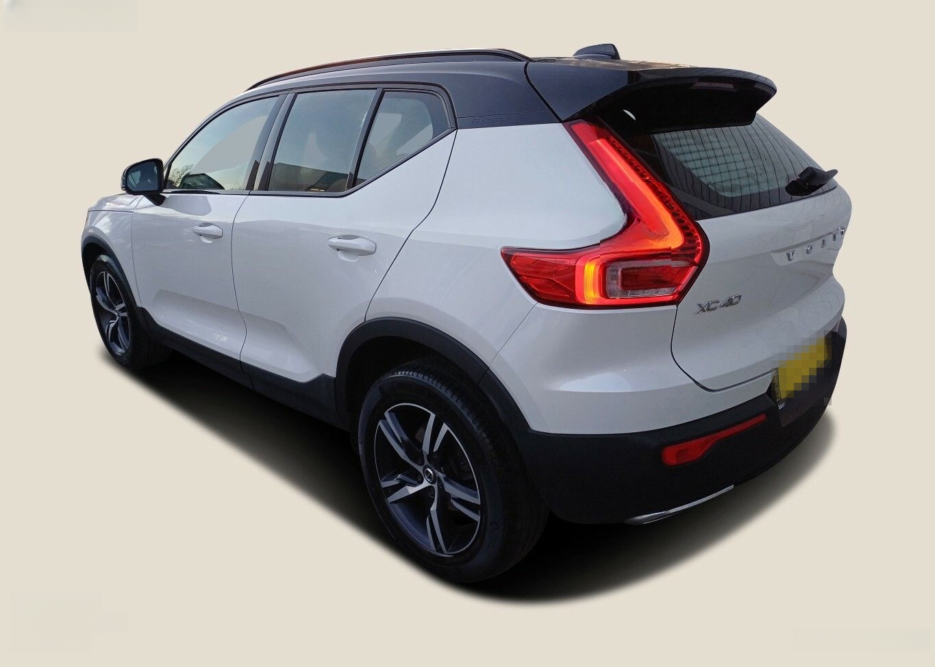 Volvo XC40 D4 R Design AWD foto 3