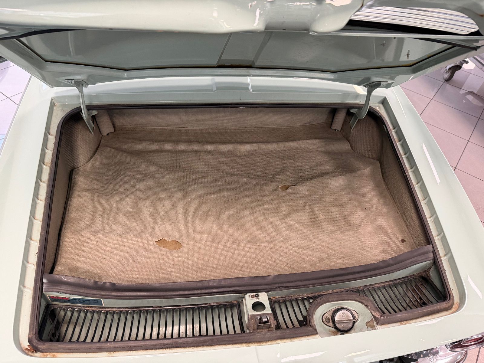 Volkswagen Karmann Ghia Typ 34  1500 foto 12