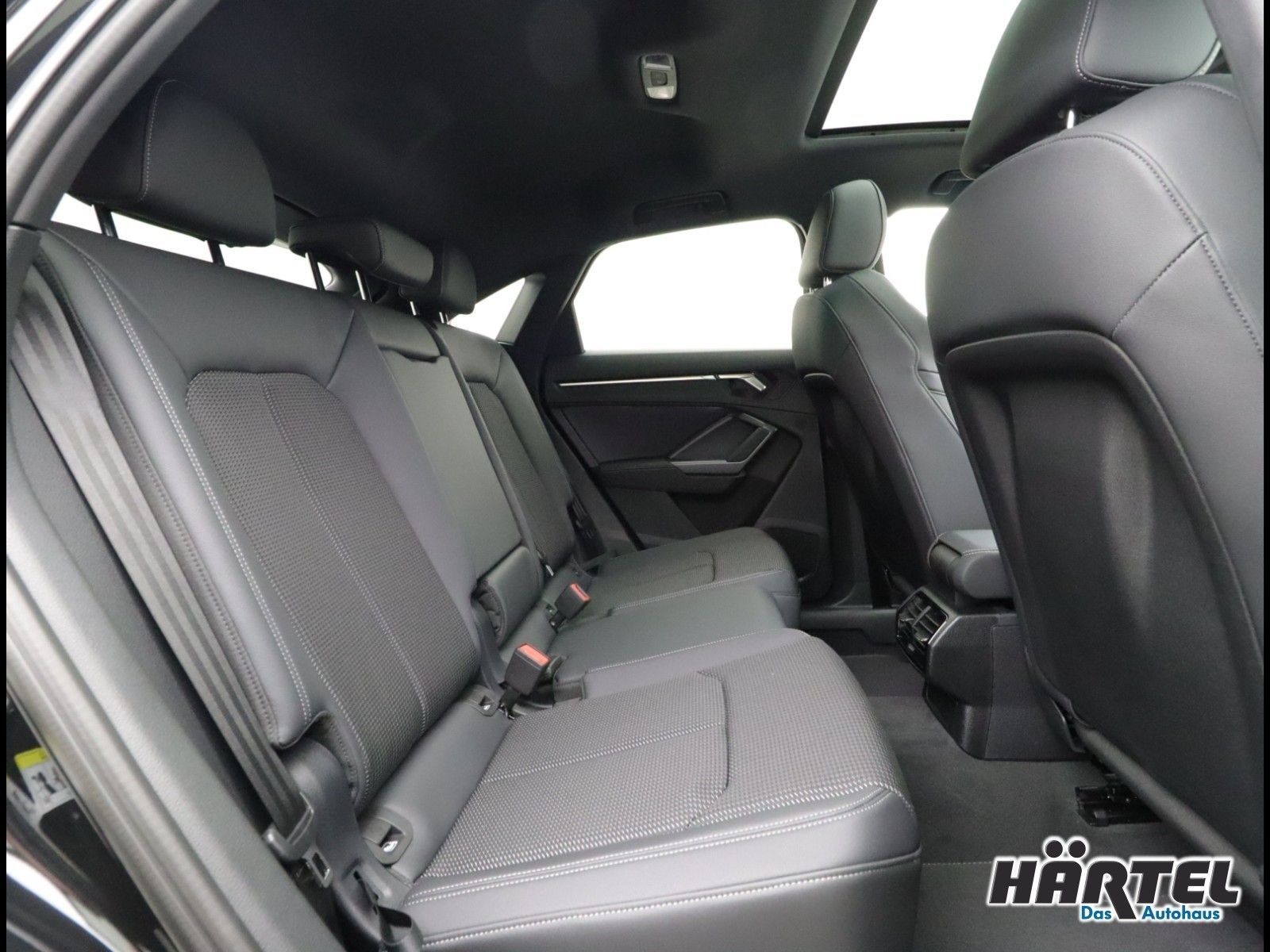 Audi Q3 SPORTBACK S-LINE 35 TDI S TRONIC (+EURO6) LED foto 7