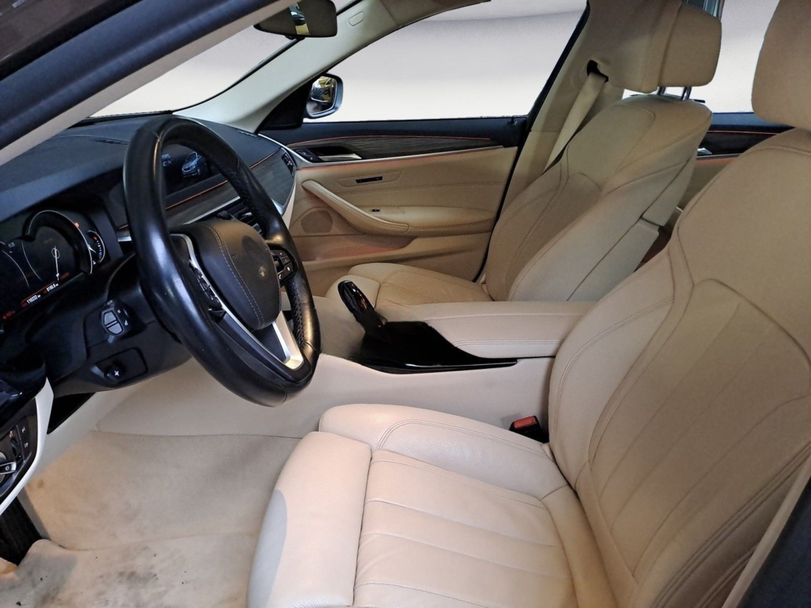 BMW 530i Touring Aut. *KAMERA*LED*KLIMA foto 7