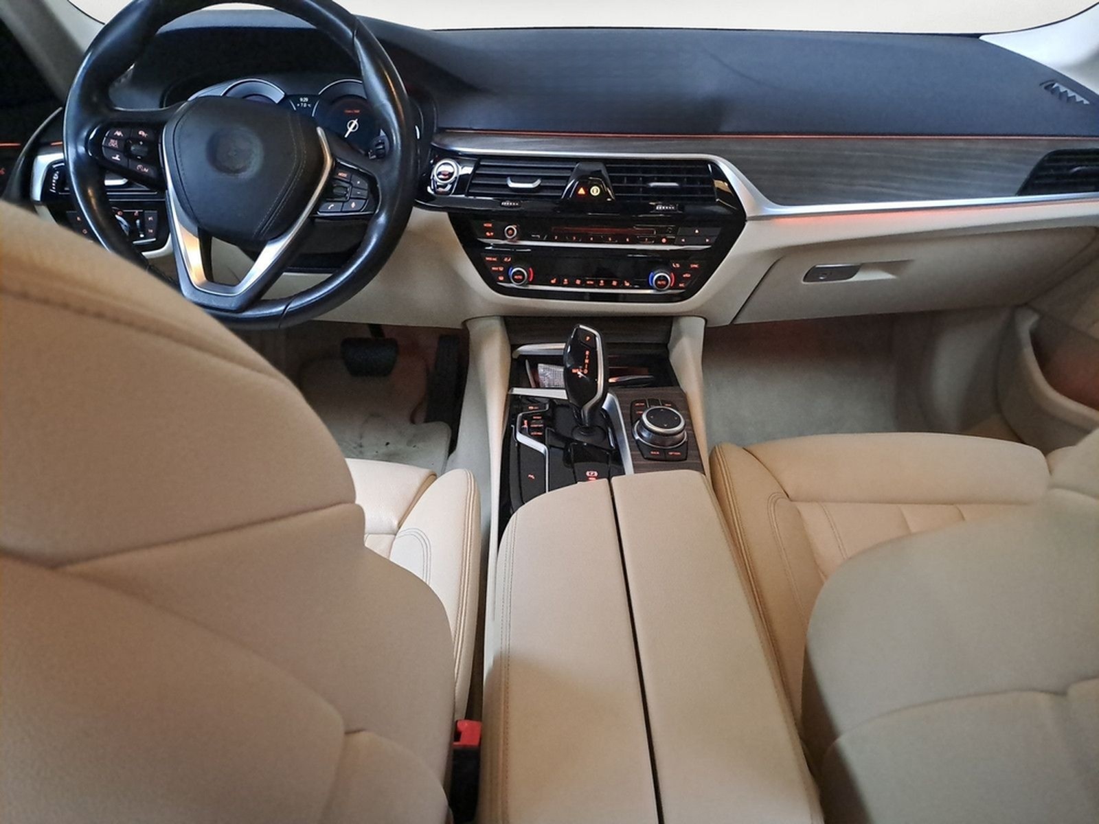 BMW 530i Touring Aut. *KAMERA*LED*KLIMA foto 10