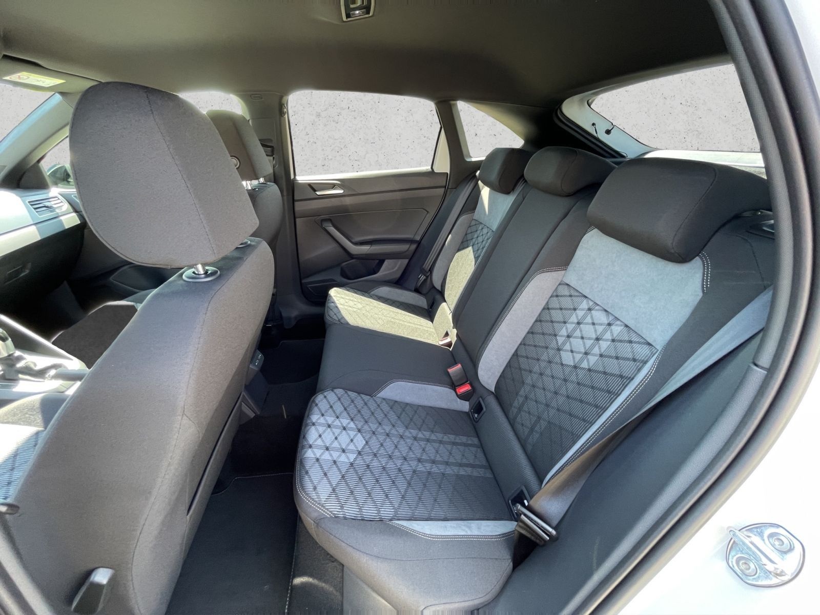 Volkswagen Taigo R-Line 1.0 TSI DSG,ACC,IQ.LIGHT,IQ.DRIVE foto 11