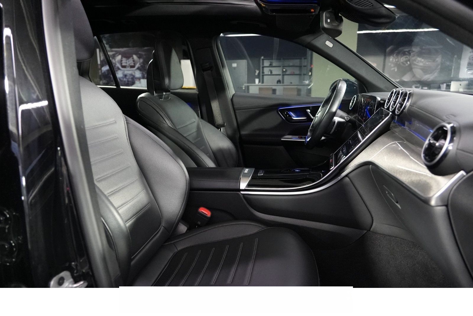 Mercedes-Benz GLC 200 4Matic AMG Line foto 16