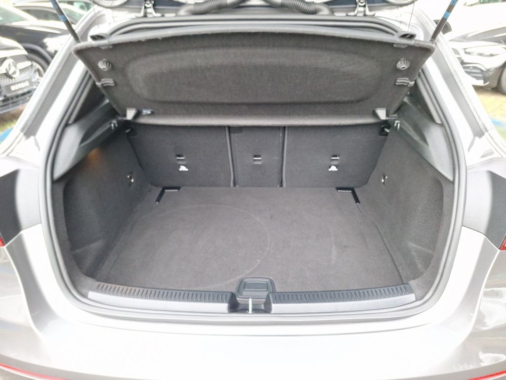 Mercedes-Benz AMG A 35 4M NIGHT Multibeam LED MBUX Prem foto 19