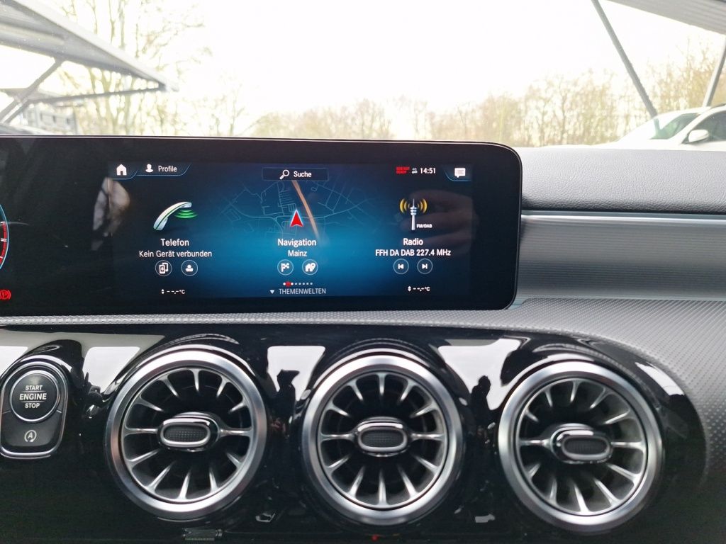 Mercedes-Benz AMG A 35 4M NIGHT Multibeam LED MBUX Prem foto 21