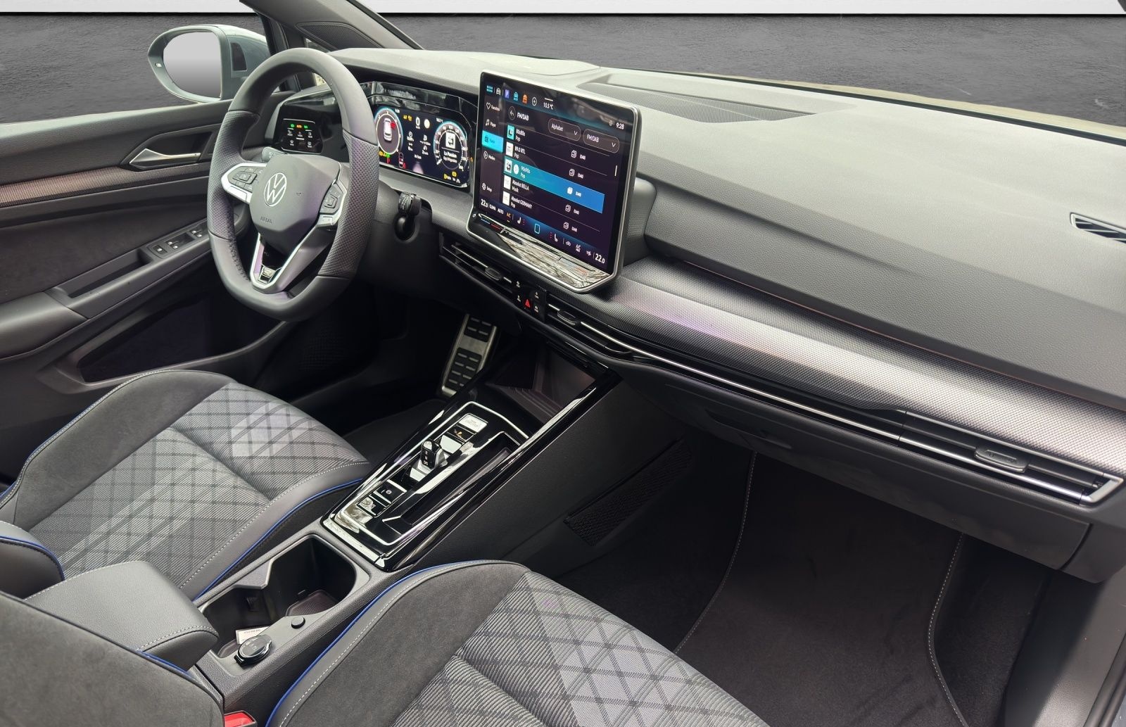 Volkswagen Golf 2.0 TDI DSG R-Line  HeadUp AHK Navi LED Kam foto 14