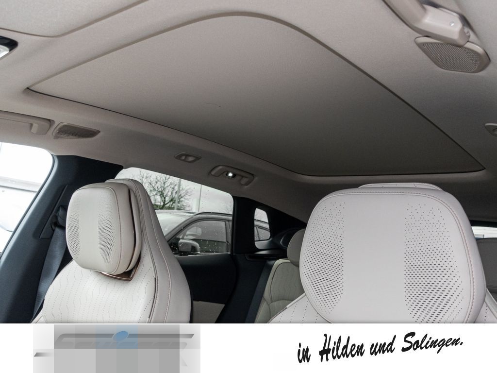 Lynk&Co 08 More foto 4