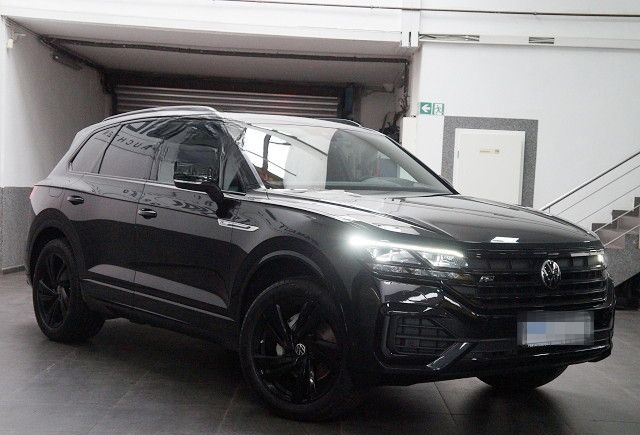 Volkswagen Touareg 3.0 V6 TDI 4M 2X R-Line Pano Leder  AHK foto 3
