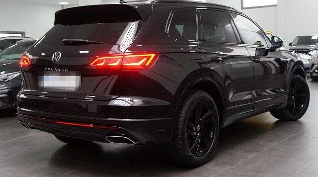 Volkswagen Touareg 3.0 V6 TDI 4M 2X R-Line Pano Leder  AHK foto 5