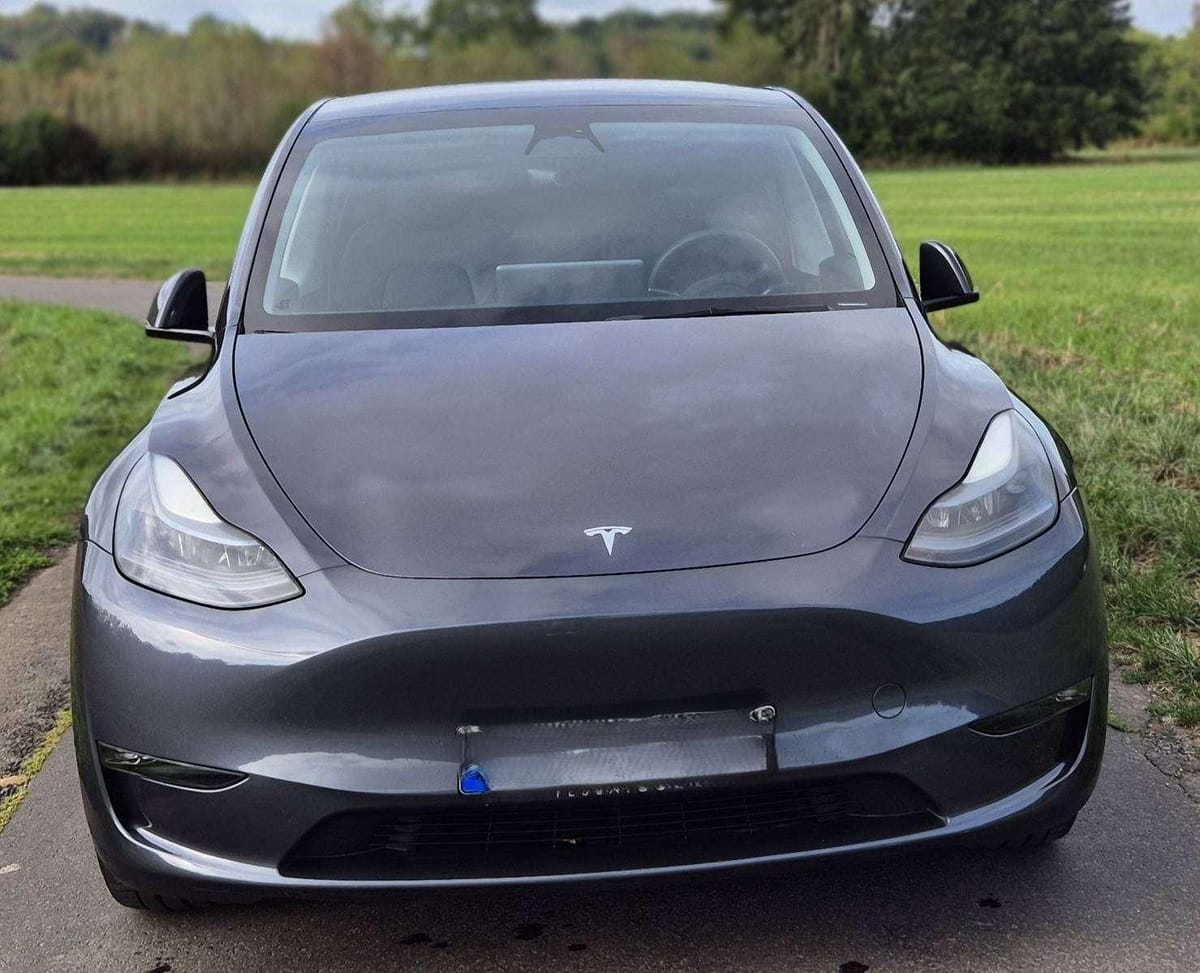 Tesla Model Y Long Range Dual AWD 20 AHK foto 2