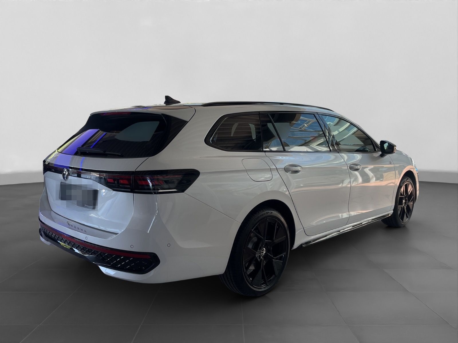 Volkswagen Passat Variant R-Line Signature 2.0 TDI DSG 4M foto 7