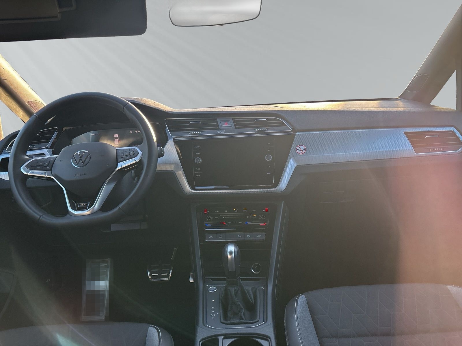 Volkswagen Touran 1.5 TSI GOAL 7-Sitzer RFK+NAVI+WiRä+Alarm foto 9