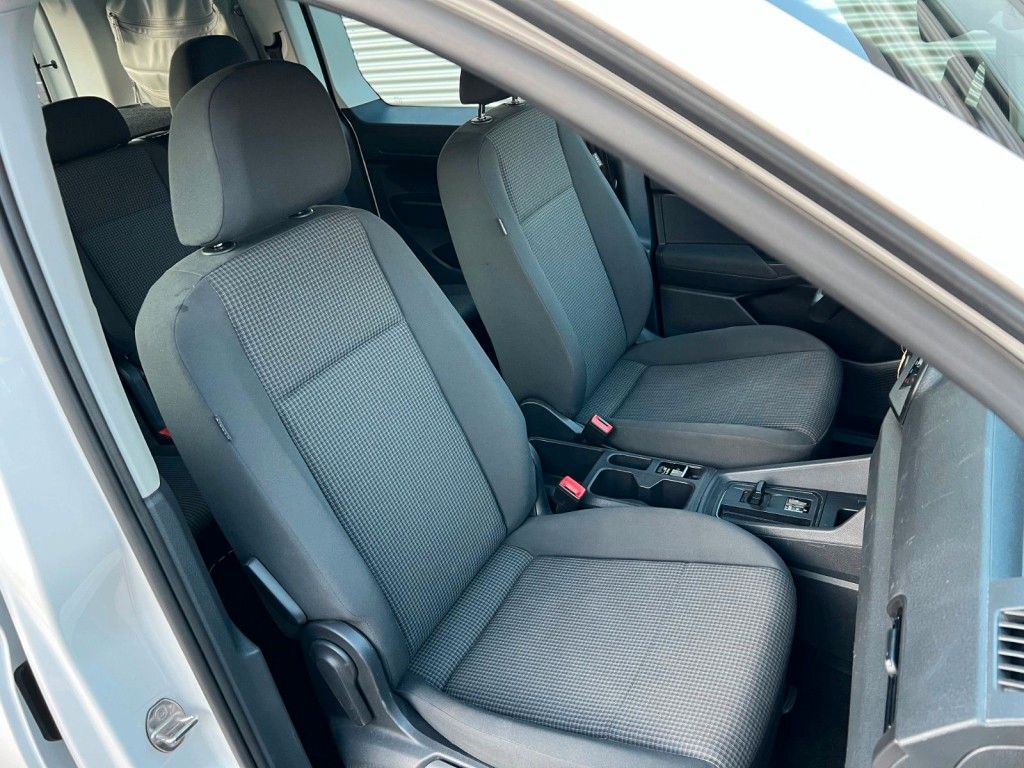 Volkswagen Caddy California 2.0 TDI Miniküche + Klappbett foto 15