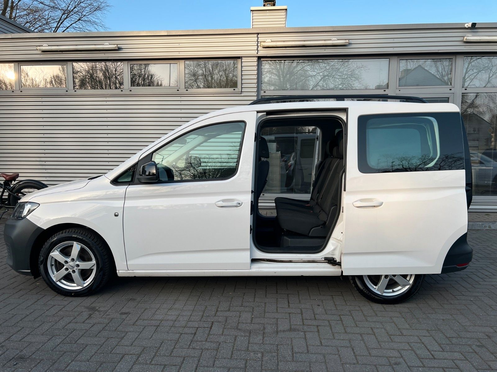 Volkswagen Caddy California 2.0 TDI Miniküche + Klappbett foto 6