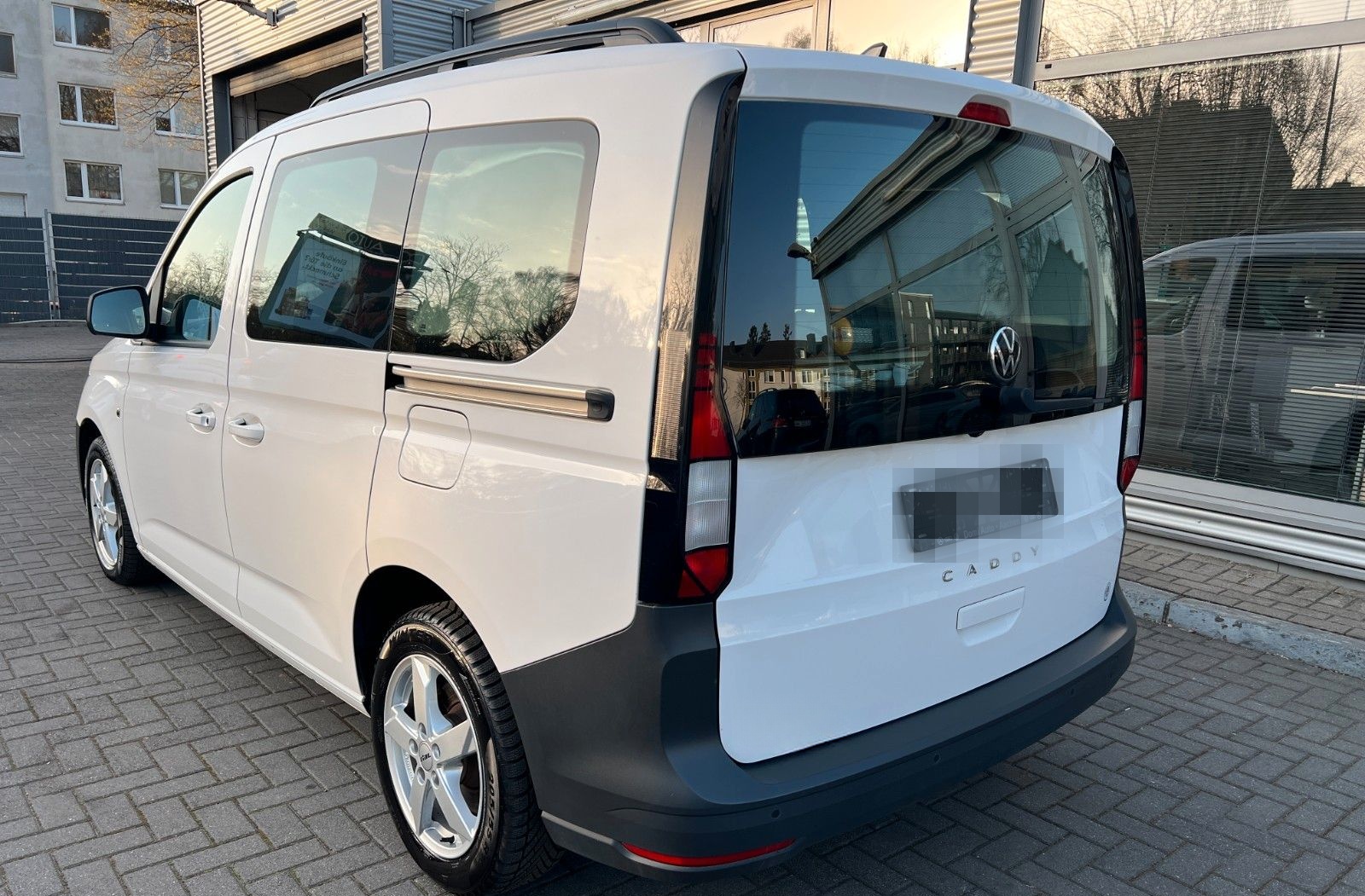 Volkswagen Caddy California 2.0 TDI Miniküche + Klappbett foto 7